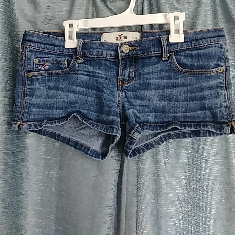 Clean cut Hollister Jean Shorts